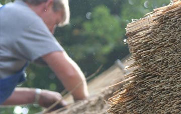 professional Llanarmon Dyffryn Ceiriog thatchers